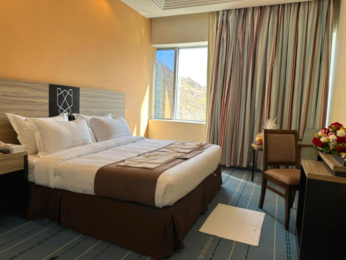 Hotel فندق الروضة Mekka Exterior foto