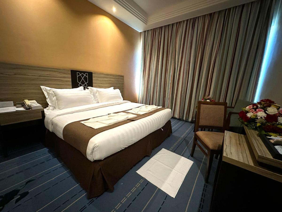 Hotel فندق الروضة Mekka Exterior foto