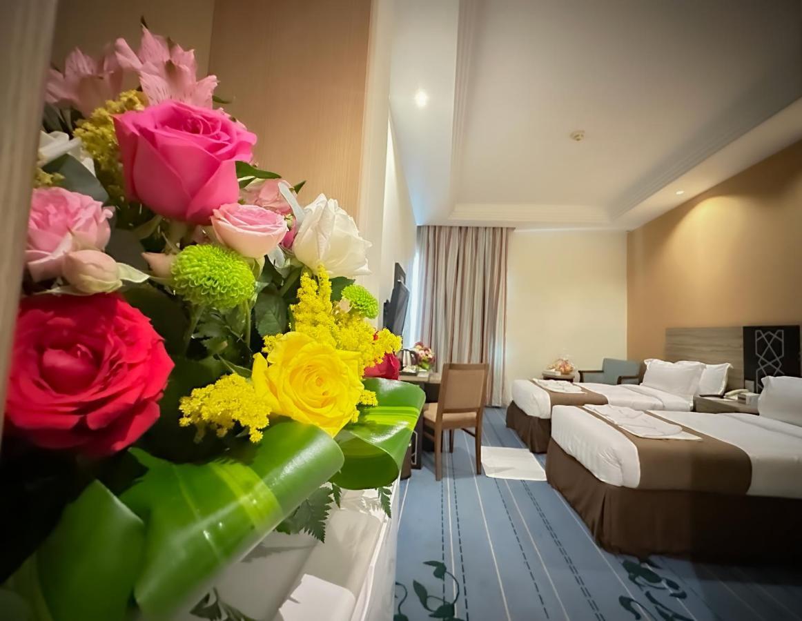 Hotel فندق الروضة Mekka Exterior foto